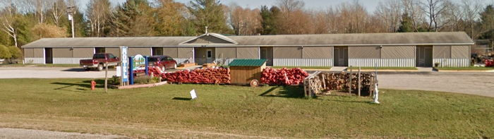 Village Motel (Manistee Crossing Family Resort) - Web Listing (newer photo)